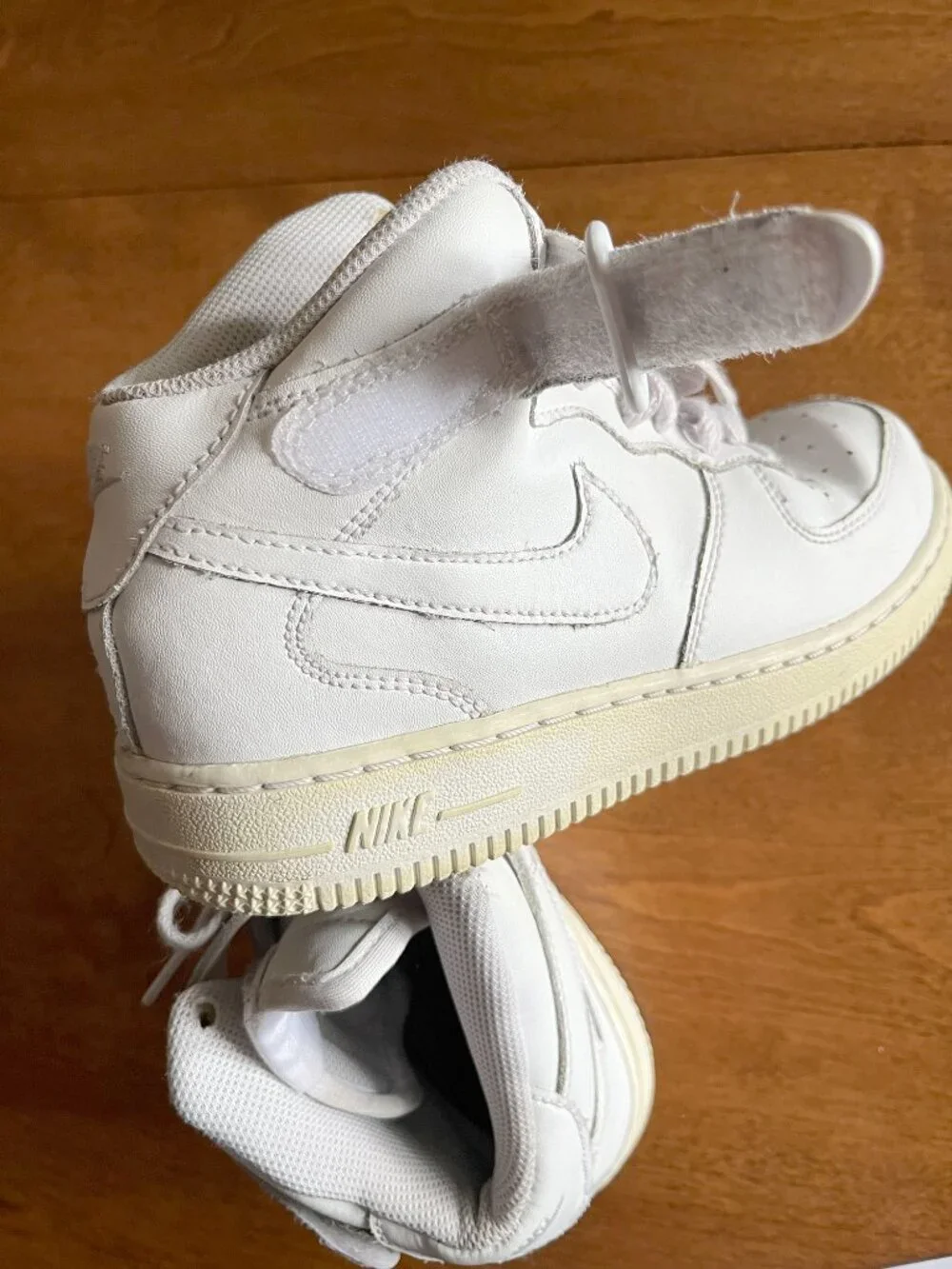 Nike Air Force 1 Mid white sneakers 3Y